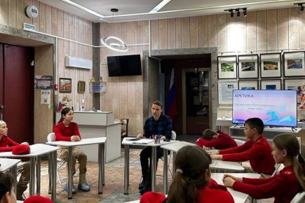 В Свердловском краеведческом музее была проведена беседа в формате круглого стола под названием «Путь в Арктику»
