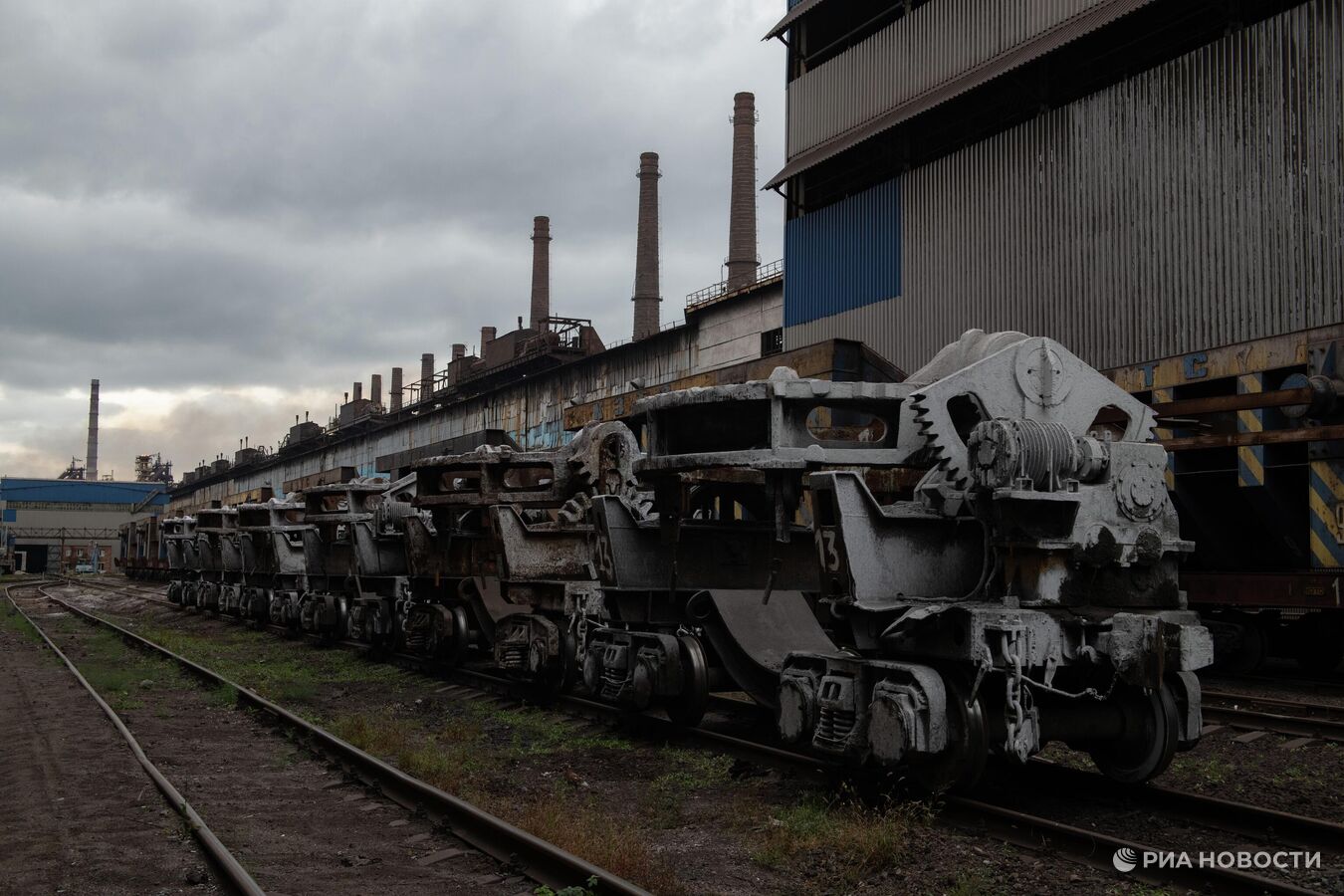 Дроны ВСУ ударили по территории Алчевского меткомбината в ЛНР