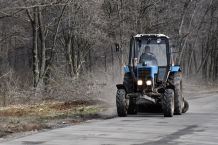 С наступлением благоприятных погодных условий сотрудники муниципального унитарного предприятия «Комбинат коммунальных услуг города Первомайска» работают в усиленном режиме