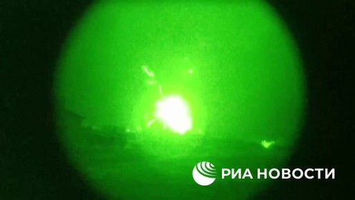 Корреспондент РИА Новости наблюдал, как мобильные огневые группы бригады "Север-V" Добровольческого корпуса сбивают украинские БПЛА во время налета на ЛНР