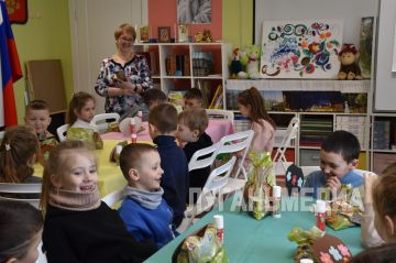 В Музее истории города Первомайска дошколят познакомили с особенностями быта русских крестьян