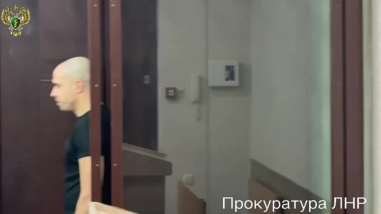 Верховный суд ЛНР приговорил к 20 годам лишения свободы в колонии строгого режима мужчину, шпионившего за Армией России