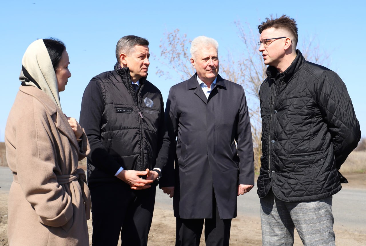 Первая техника вышла в поля