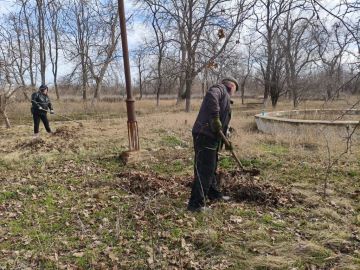 В пгт. Софиевский и пгт. Запорожье продолжаются работы по благоустройству территорий
