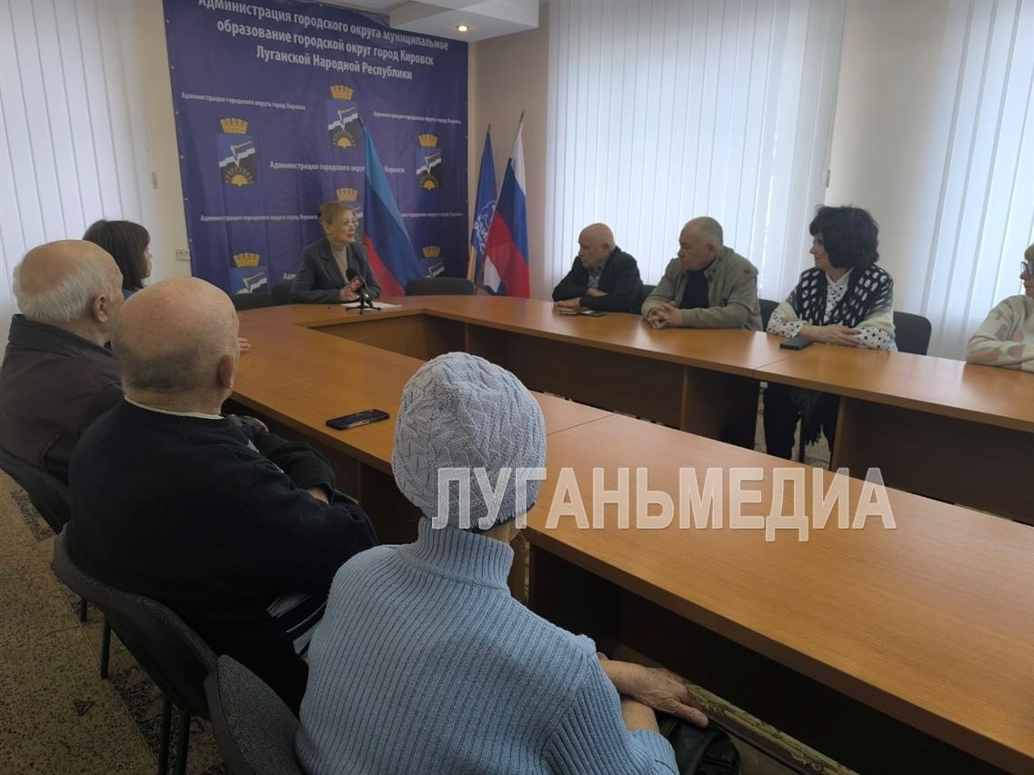 В Кировске единороссы обсудили реализацию Народной программы на 2026 год