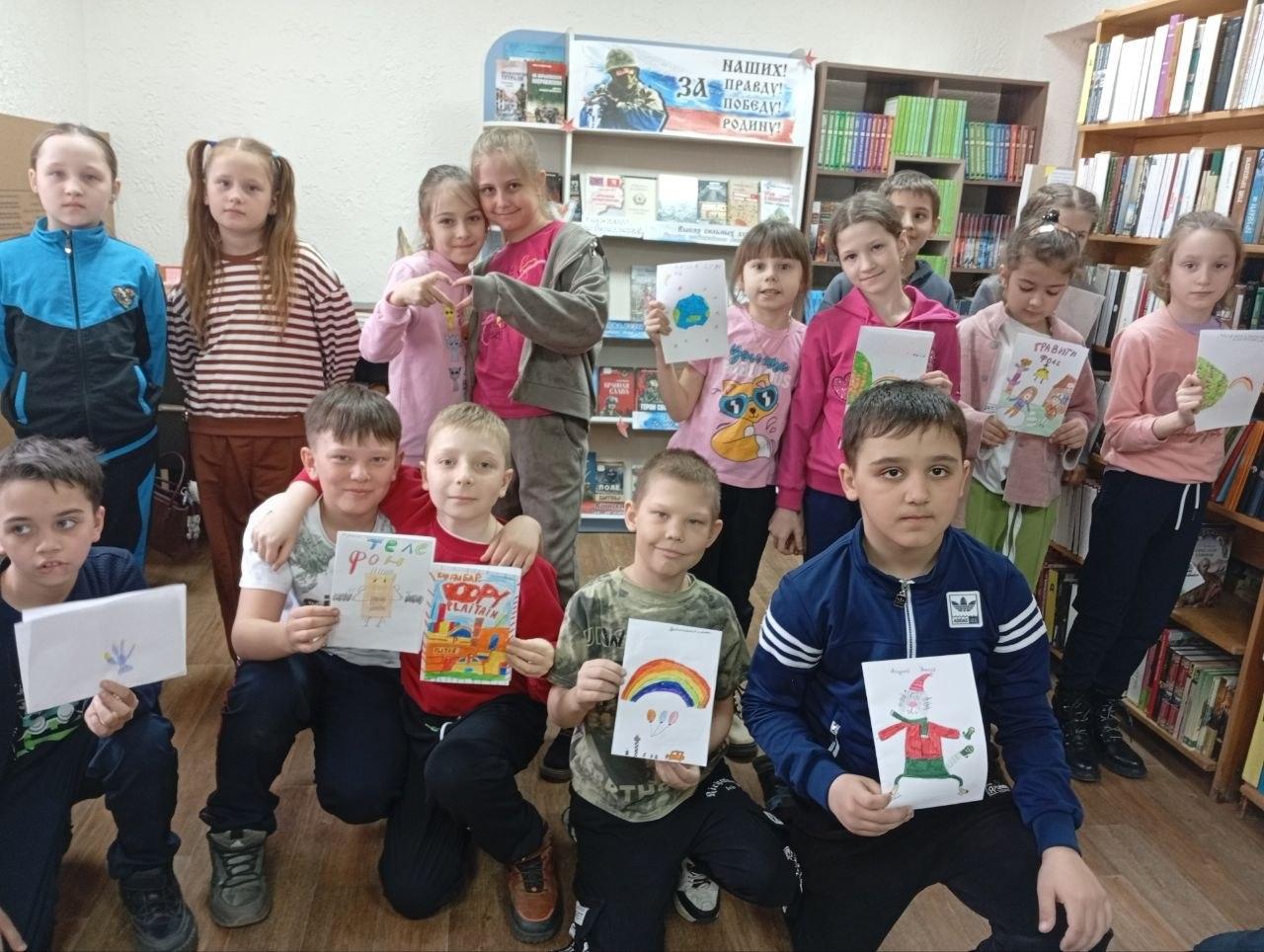 В Лутугинской Районной библиотеке для детей состоялась литературная гостиная «От Андерсена до наших дней»