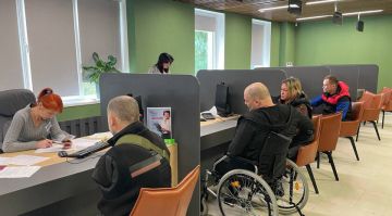 Поправки в закон позволят семьям и участникам СВО заключать соцконтракты в приоритетном порядке