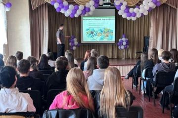 Профессия — это призвание: встреча со школьниками в Свердловской школе №11