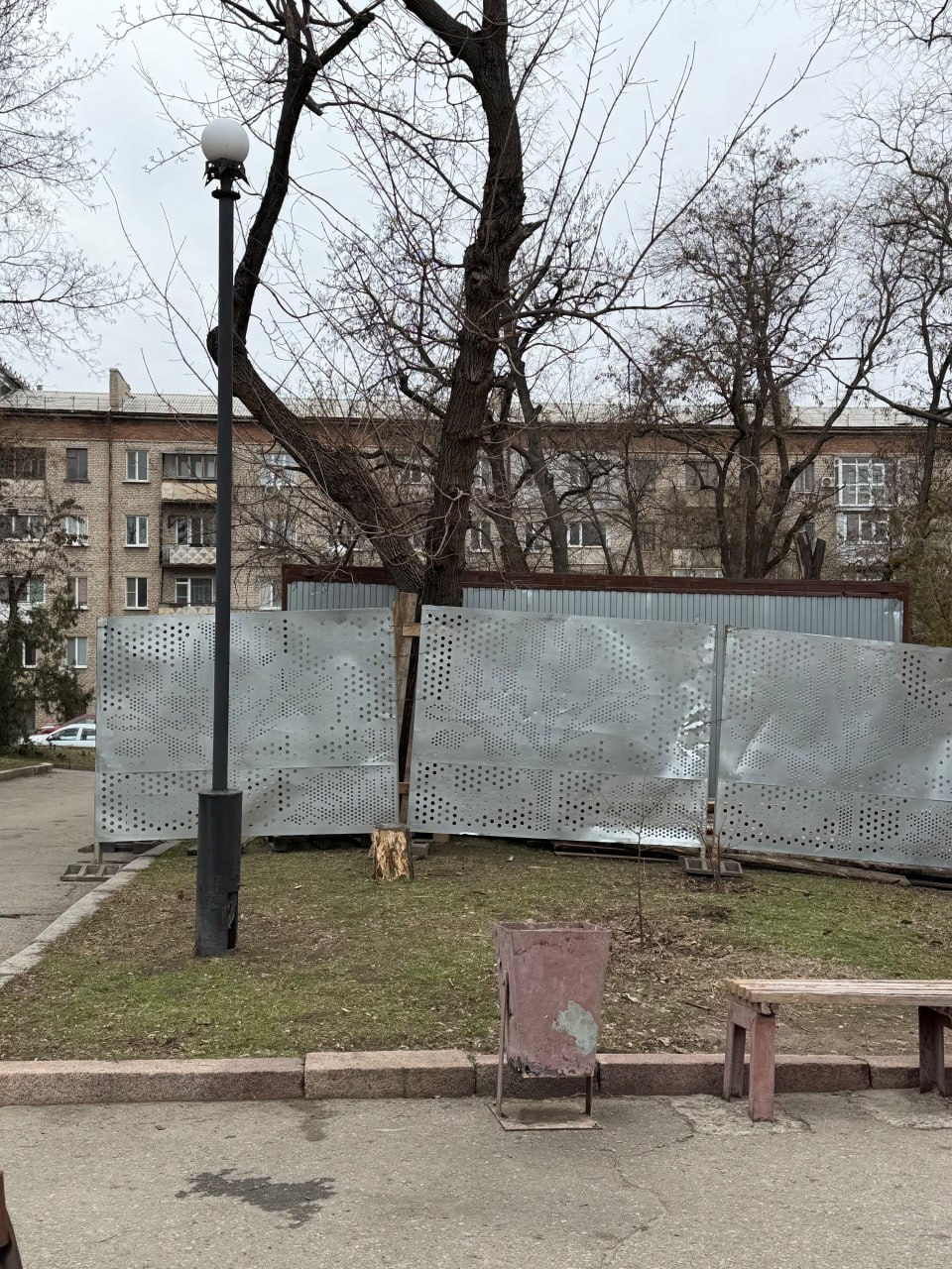 В Луганске стартовал ремонт сквера им. Матусовского