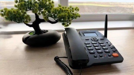 «Стационарный телефон — как огнетушитель: должен быть в каждом доме»