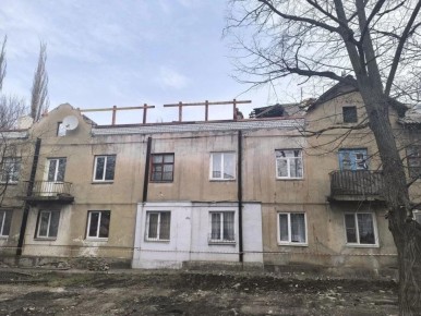 На улице Суворова в Первомайске начался ремонт жилого дома