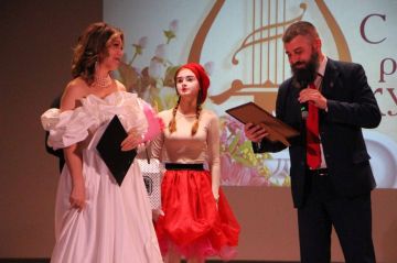 "Яркие таланты, добрые натуры!"