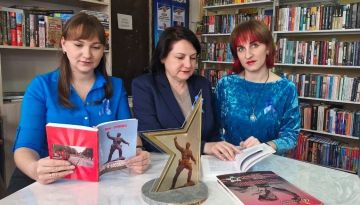 "Шаг в бессмертие": Славяносербская библиотека отметила 120-летие Алексея Еременко