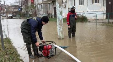 Девять добровольцев Луганского регионального отделения ВСКС помогают ликвидировать последствия наводнения в Дагестане