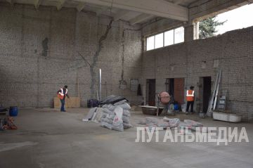 Ремонтно-восстановительные работы в ДЮСШ Славяносербска