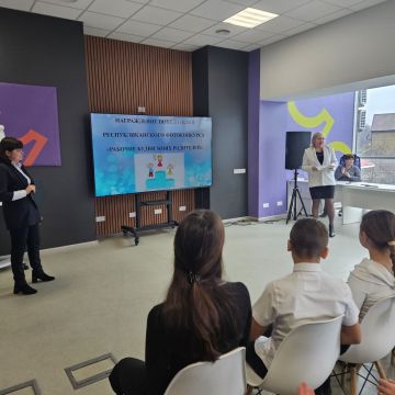 Константин Бутримов: В Луганске торжественно наградили победителей фотоконкурса «Будни моих родителей»