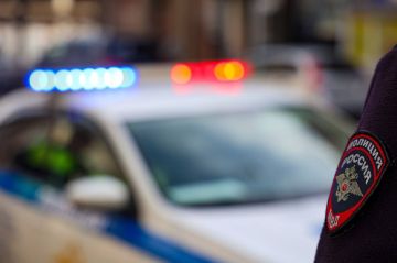 111 Получить разрешение на выдачу автомобиля можно по адресу: г. Луганск, ул. Линёва, 150, предоставив: