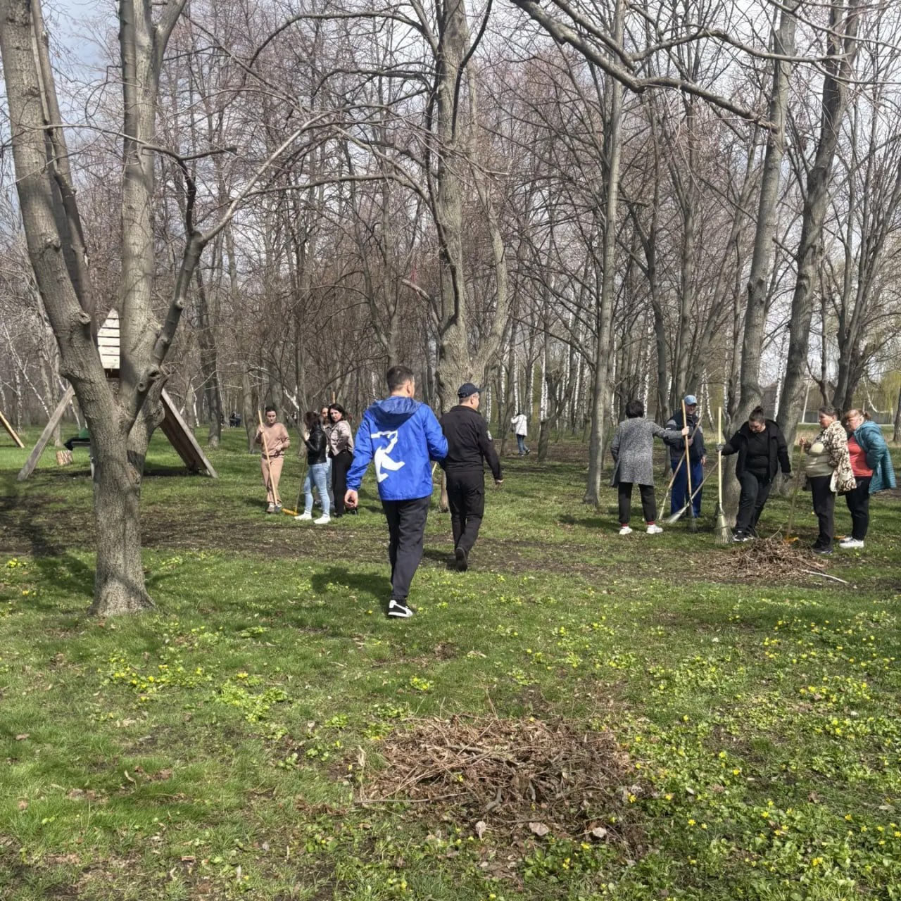 Благоустройство парков в рамках Месяца экологии