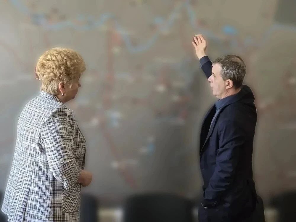 Ольга Бас: Начала свою региональную неделю с рассмотрения обращения жителей одного из домов Луганска по вопросу водоотведения