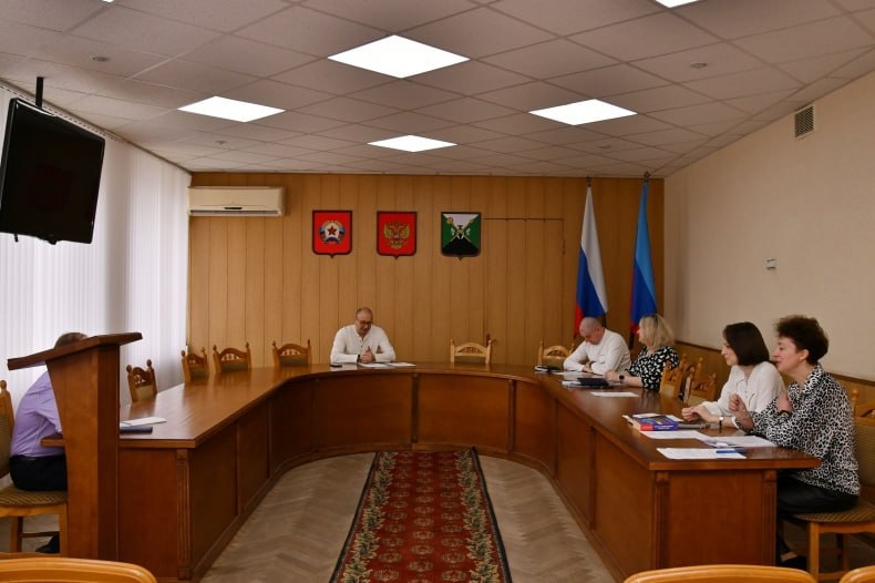 Состоялось заседание Административной комиссии Свердловского муниципального округа ЛНР