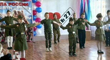 Строители из Башкортостана отремонтировали Софиевскую школу № 27 в Красном Луче