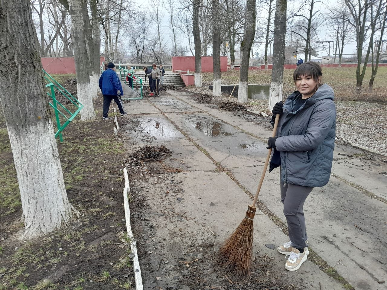 Весна – время преображения и добрых дел! Активисты «Единой России» преображают Беловодский муниципалитет