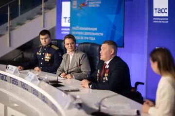 � ������ ���������� �����-�����������, ������������ � ��������� ����� ���������� ���������