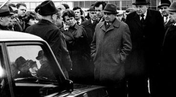 8 ������. 1986, 40 ��� �����