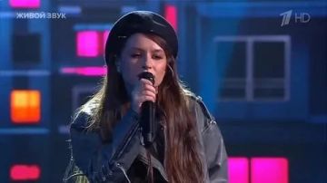 Республика, поддержим нашу стахановчанку Екатерину Гурову на шоу «Голос»!