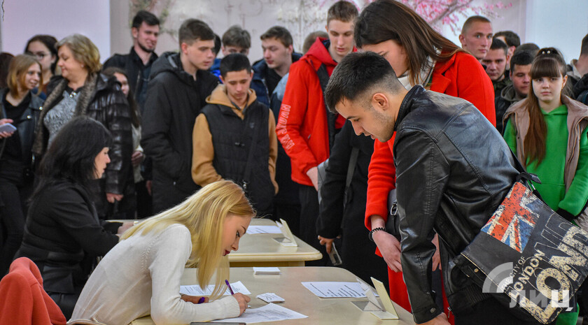Более 200 работодателей в этом году примут участие в ярмарке трудоустройства в ЛНР