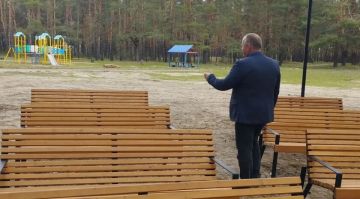 «Единая Россия» и МЧС проверили безопасность детского отдыха в парке «Сосновый» в Новоайдаре