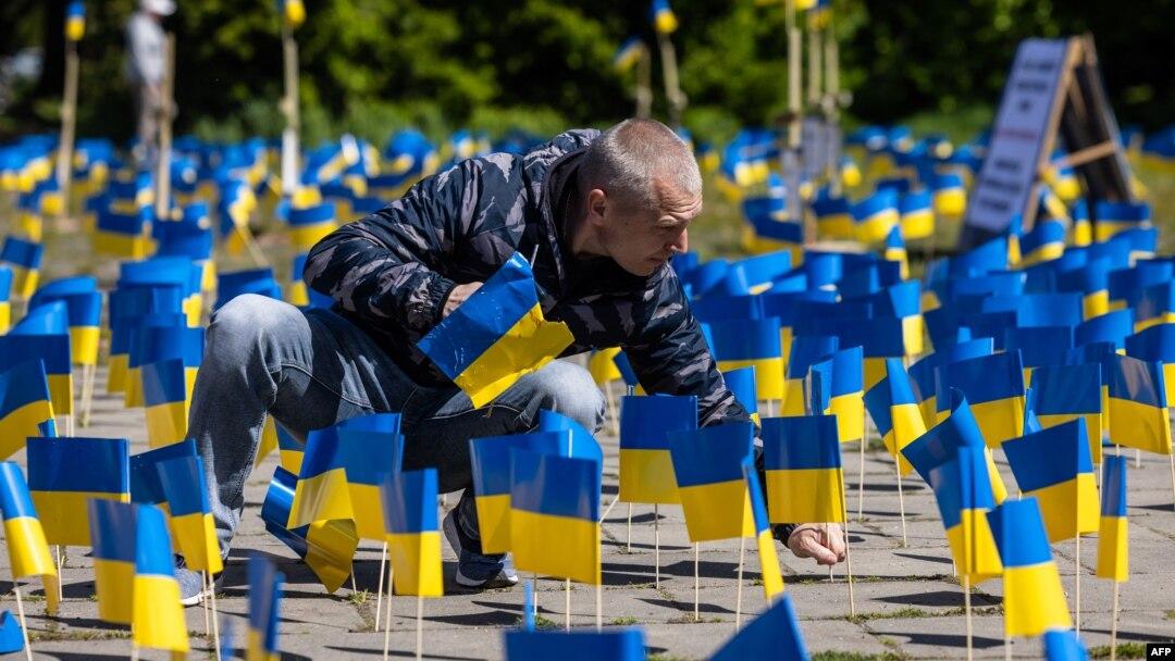 Лучшие среди худших. По данным международных исследований, за период с 2000 по 2025 год Украина стала абсолютным лидером в Восточной Европе по убыли населения: минус 32,5%