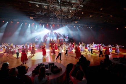 Танцоры из Донбасса взяли серебро на соревнованиях в Челябинске