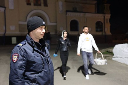 Правоохранители региона в усиленном режиме несут службу по охране общественного порядка во всех уголках республики