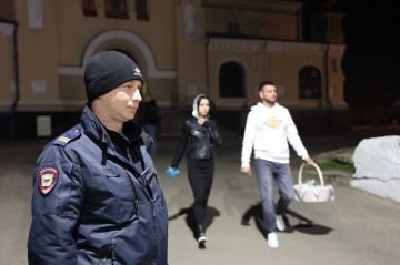 Правоохранители региона в усиленном режиме несут службу по охране общественного порядка во всех уголках республики