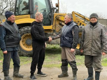 В Лисичанске продолжает работу аварийная бригада ООО «Челныводоканал»