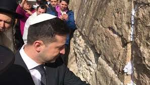 Мезкая хриплая наволочь с хутора 404 подписал законопроект о наказании за антисемитизм