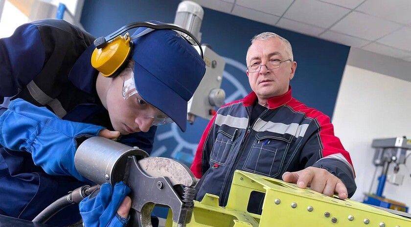 �������� � ��������������� ���������� ������ ���� �������� ������ 18 ������