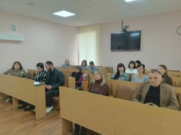Готовимся к праздникам: в Ровеньках прошло рабочее совещание по подготовке к значимым датам