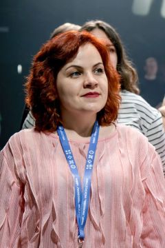 Заместитель директора Детской школы искусств №1 Анна Парастаева успешно завершила образовательную программу "Педагог-продюсер: академическая музыка в новой реальности" в академии творческих индустрий «Меганом» в г