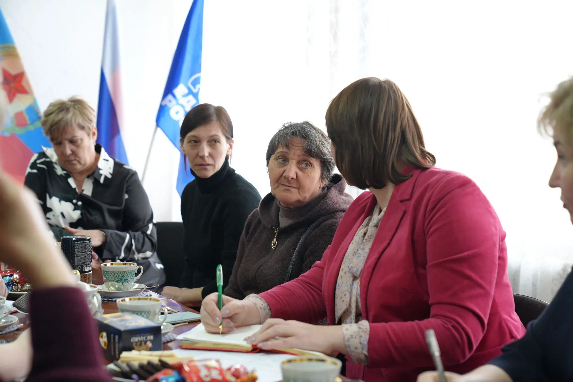 Президент Российской Федерации Владимир Путин неустанно подчеркивает важность социальной поддержки бойцов Специальной военной операции и их семей, давая соответствующие поручения