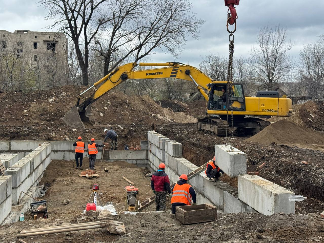 Сергей Соловьев: Сегодня вместе с представителями шеф-региона Республики Башкортостан проинспектировал строительство нового спортивного зала для Детско-юношеской спортивной школы №2