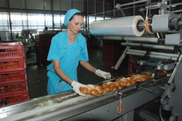 Не только целевые договоры – на «Луганск-Нива» рассказали, как привлекают кадры