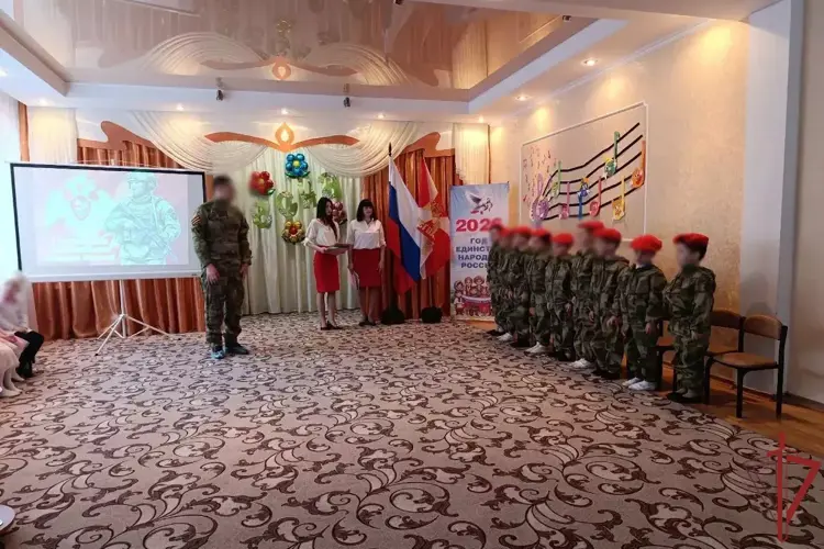 В Луганской Народной Республике дошкольники пополнили ряды «юных гвардейцев»