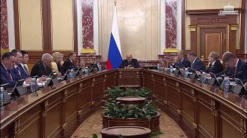 До конца 2026 года в новых регионах России будут восстановлены линии электропередач для социальных объектов и жилых домов