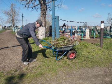 Андрей Рубанцов: Работы по весеннему благоустройству посёлков городского округа город Ровеньки продолжаются