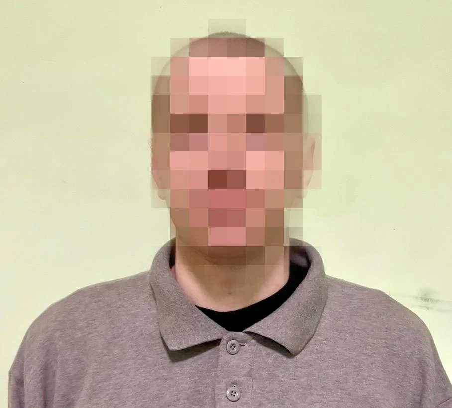 Южным окружным военным судом признан виновным в совершении преступления, предусмотренного ч. 2 ст. 205.4 УК России «Участие в террористическом сообществе» гражданин Украины