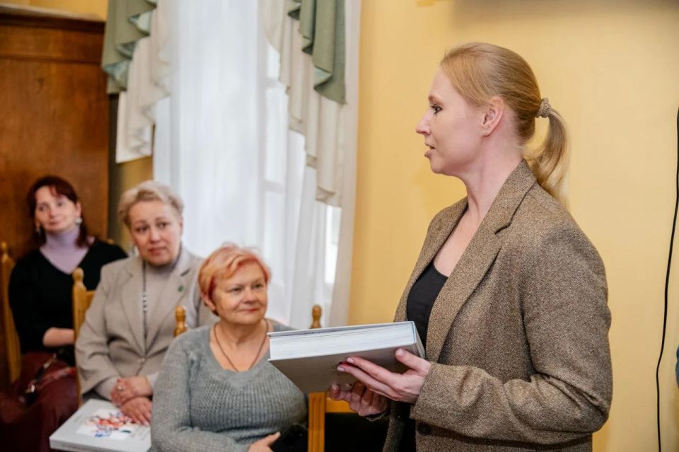 242 ������ ��������� ���� � ����� ��������: � �������� ������ ����������� ���������� �����