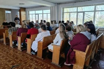 � ������������������ ������� ����� ������� �������� � ��������� ������������
