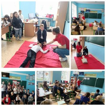Команда Региональной общественной организации «Общество Красного Креста в Луганской Народной Республике» (г. Краснодон) 14 мая провела многосторонний урок для учащихся 1-4 классов Хрящеватенской ОШ №35 им. Г.Н. Цыпкалова